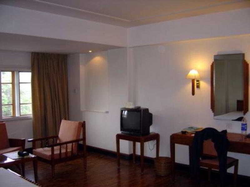 Grand Hotel Kochi Exterior foto