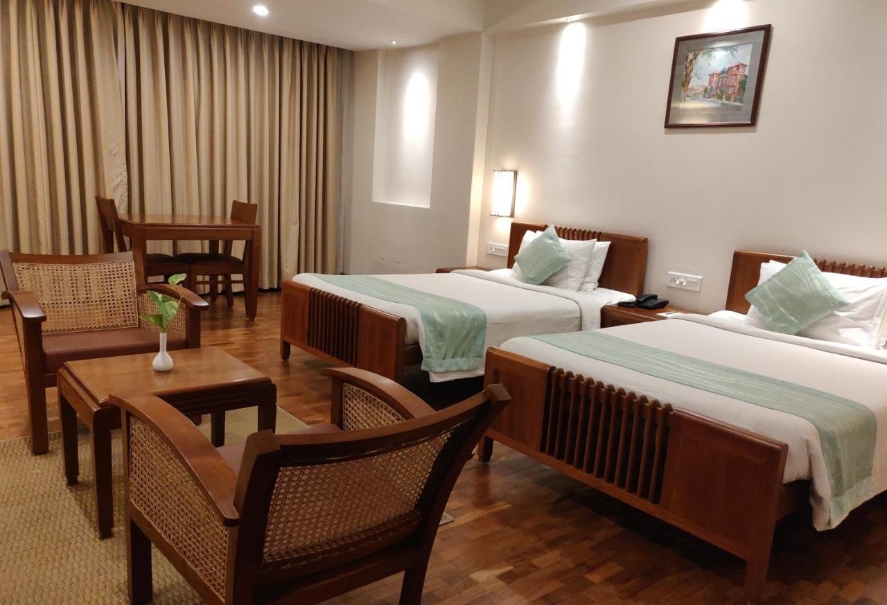 Grand Hotel Kochi Exterior foto